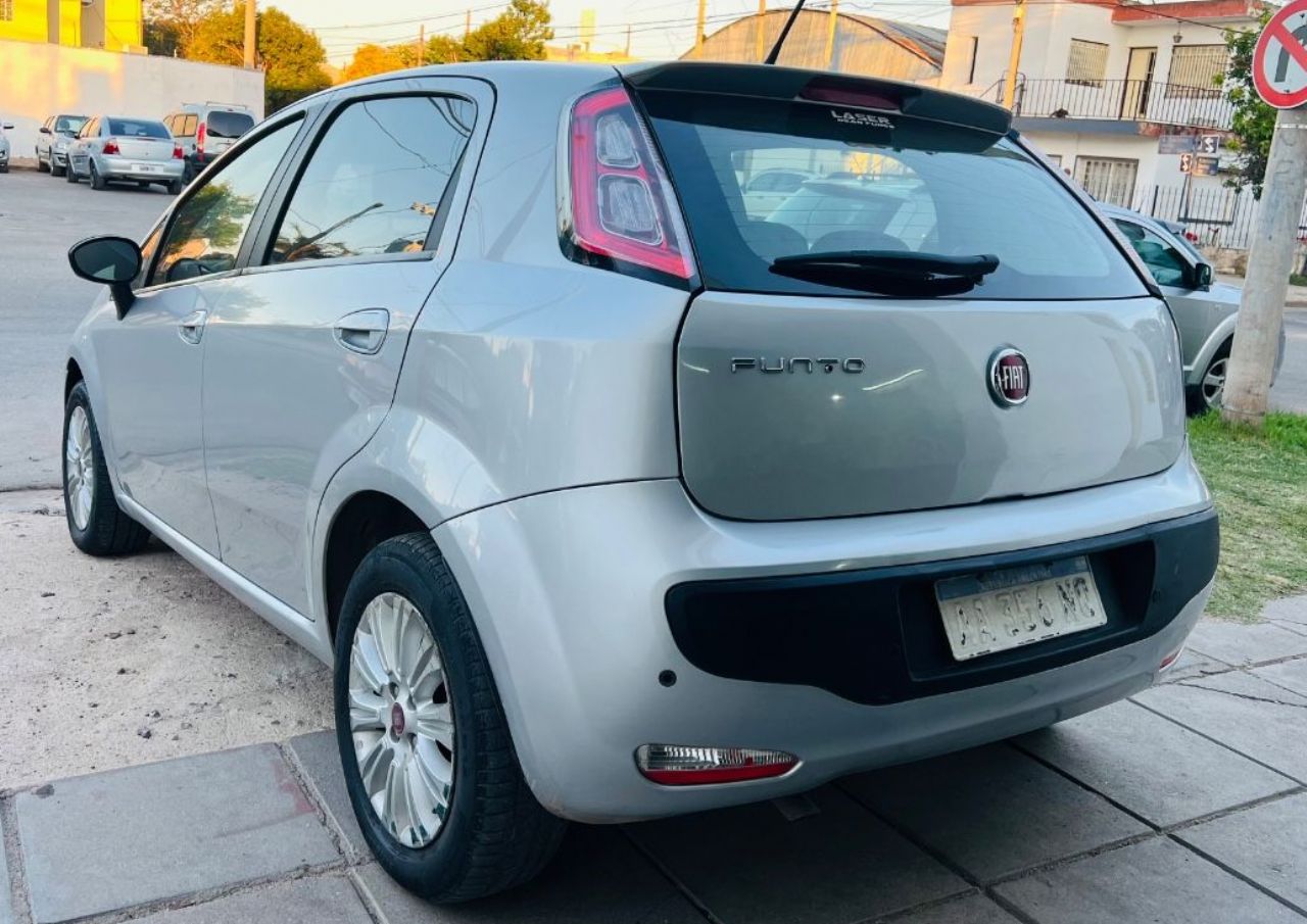 Fiat Punto Usado Financiado en Córdoba, deRuedas