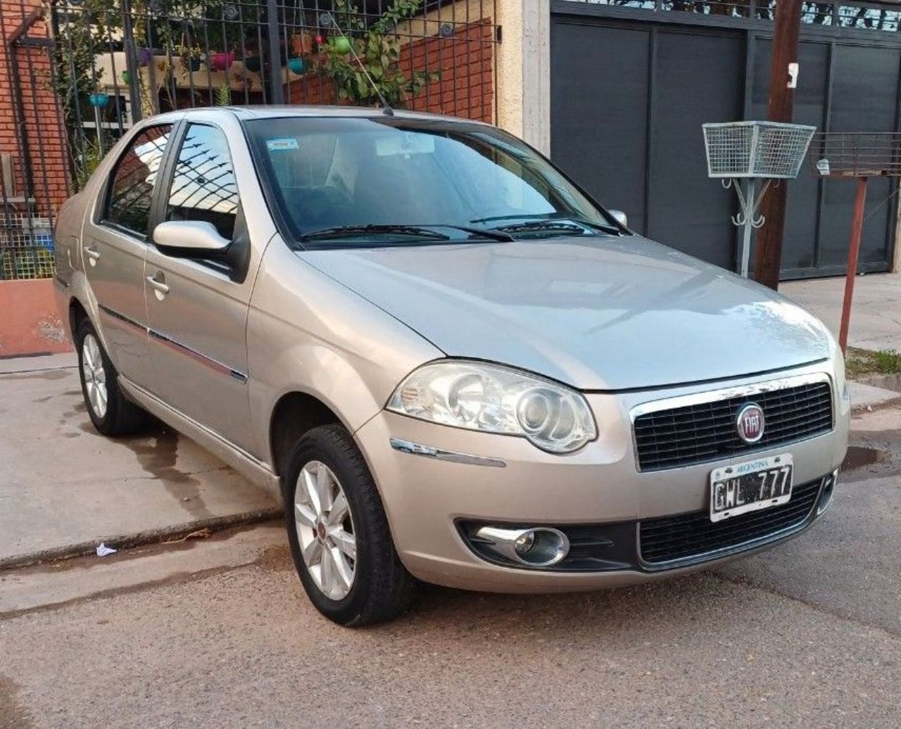 Fiat Siena Usado en Mendoza, deRuedas