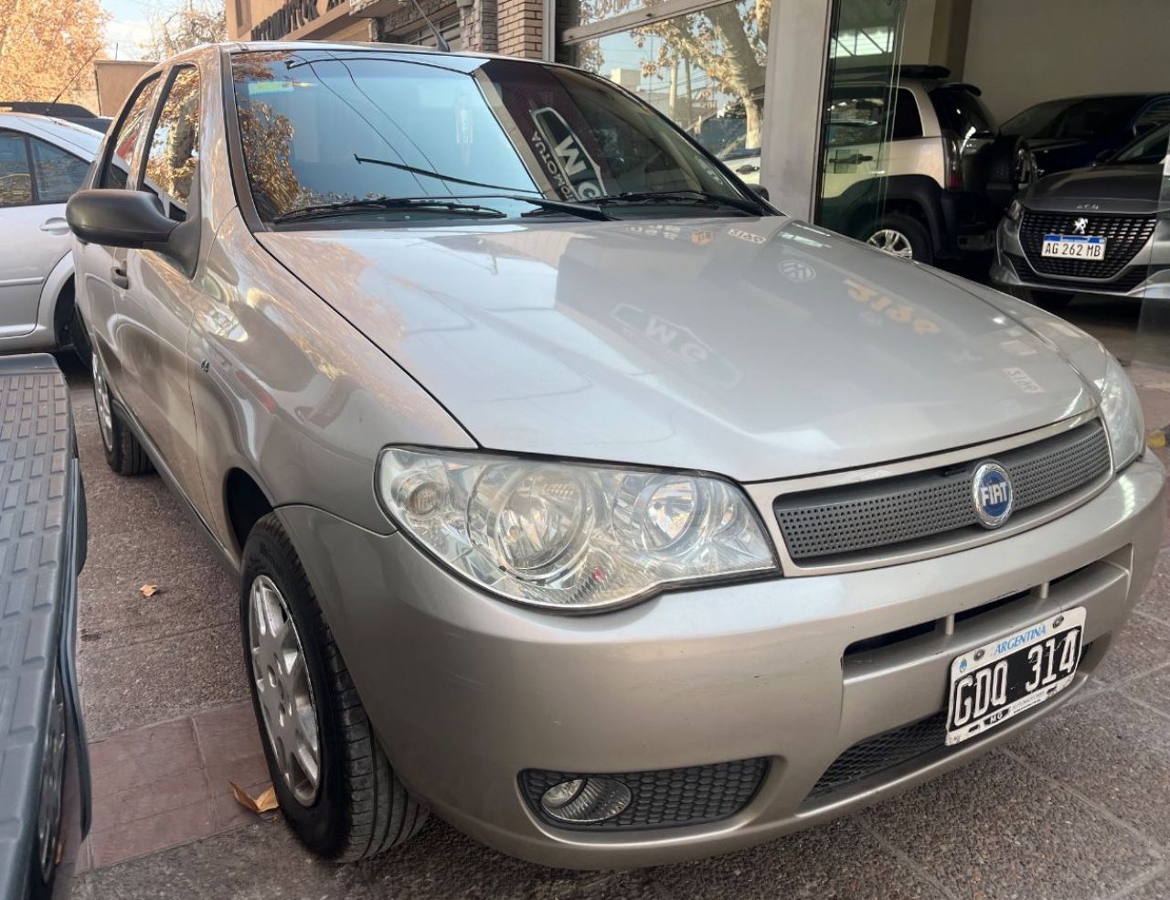 Fiat Siena Usado Financiado en Mendoza, deRuedas