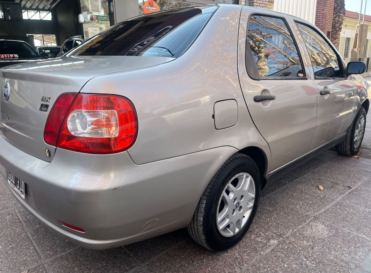 Fiat Siena Usado Financiado en Mendoza, deRuedas