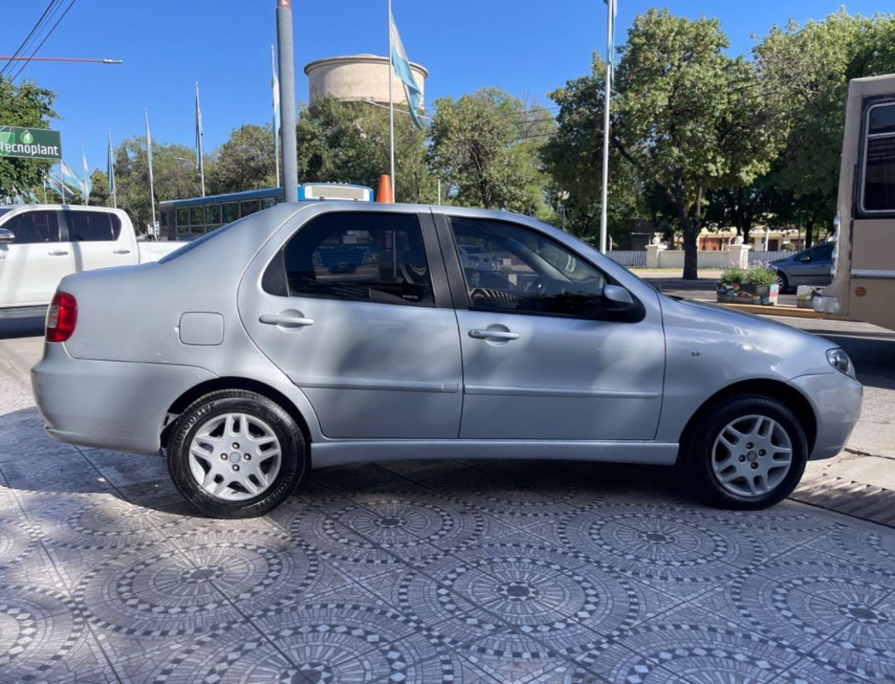 Fiat Siena Usado Financiado en Mendoza, deRuedas