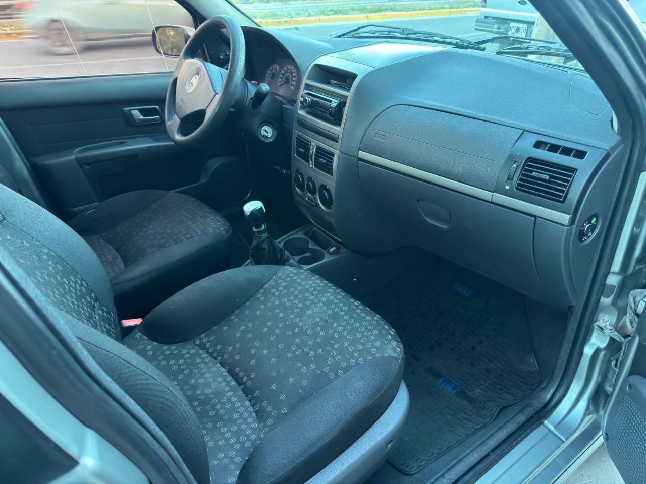 Fiat Siena Usado en Mendoza, deRuedas