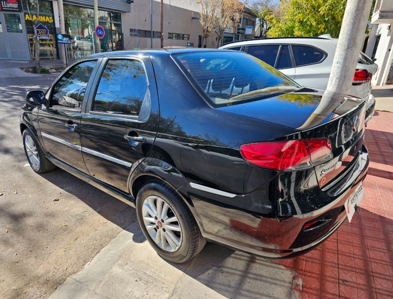Fiat Siena Usado Financiado en Mendoza, deRuedas