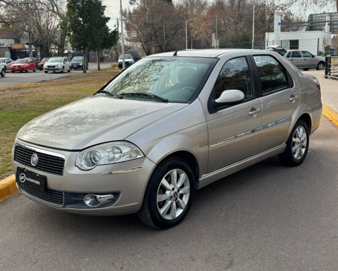 Fiat Siena Usado Financiado en Mendoza, deRuedas