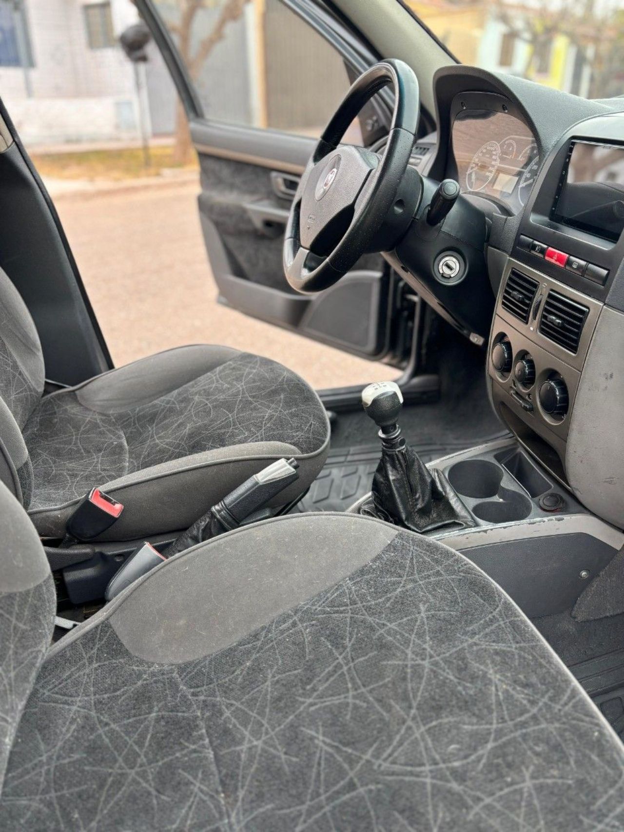 Fiat Siena Usado en Mendoza, deRuedas