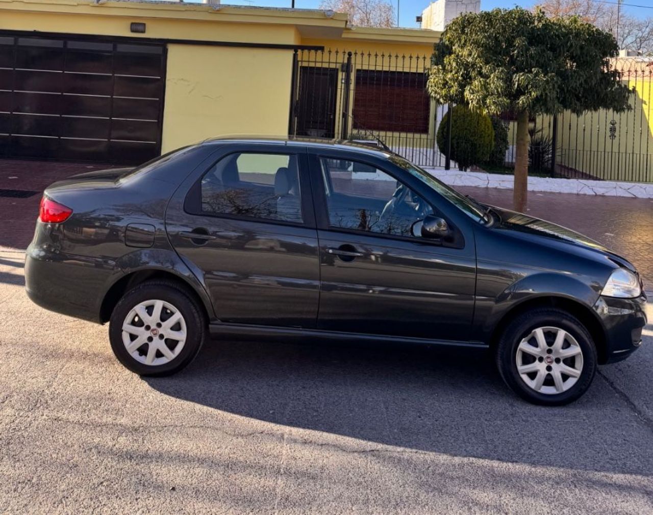 Fiat Siena Usado en Mendoza, deRuedas