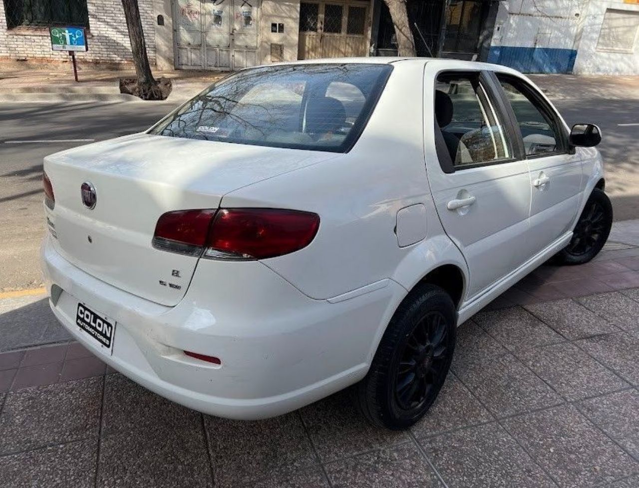 Fiat Siena Usado Financiado en Mendoza, deRuedas