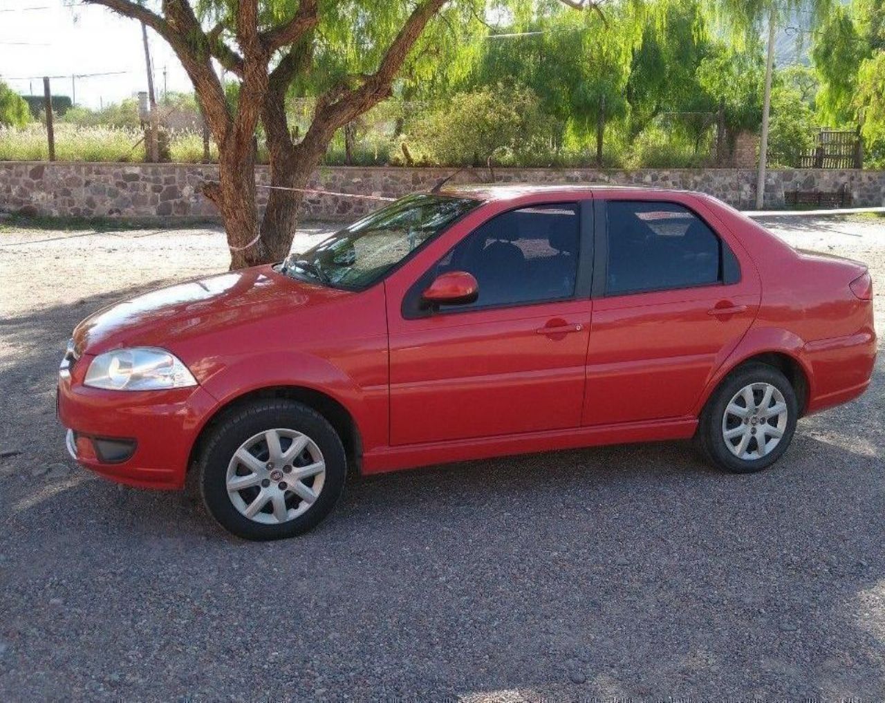 Fiat Siena Usado en Mendoza, deRuedas