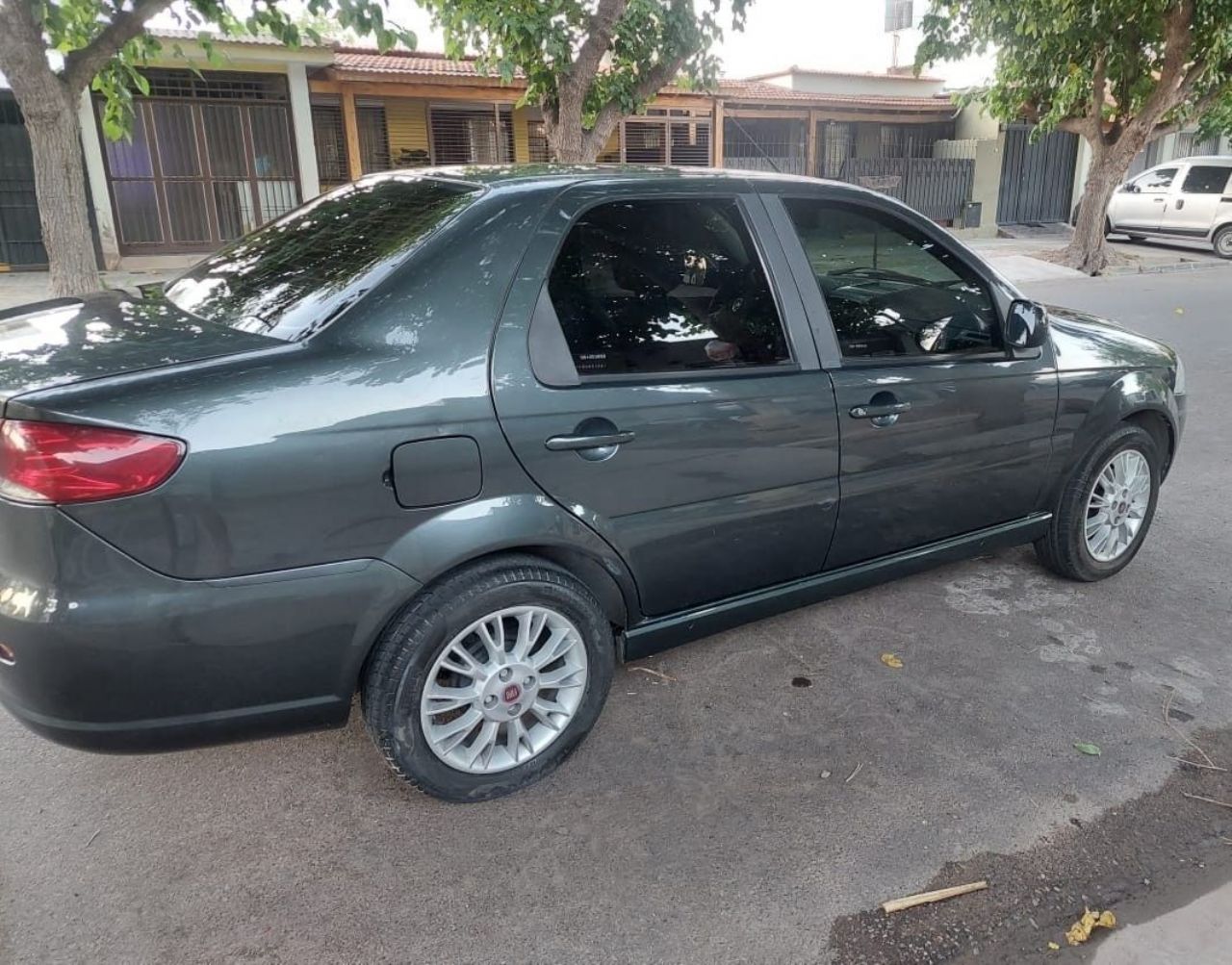 Fiat Siena Usado en Mendoza, deRuedas