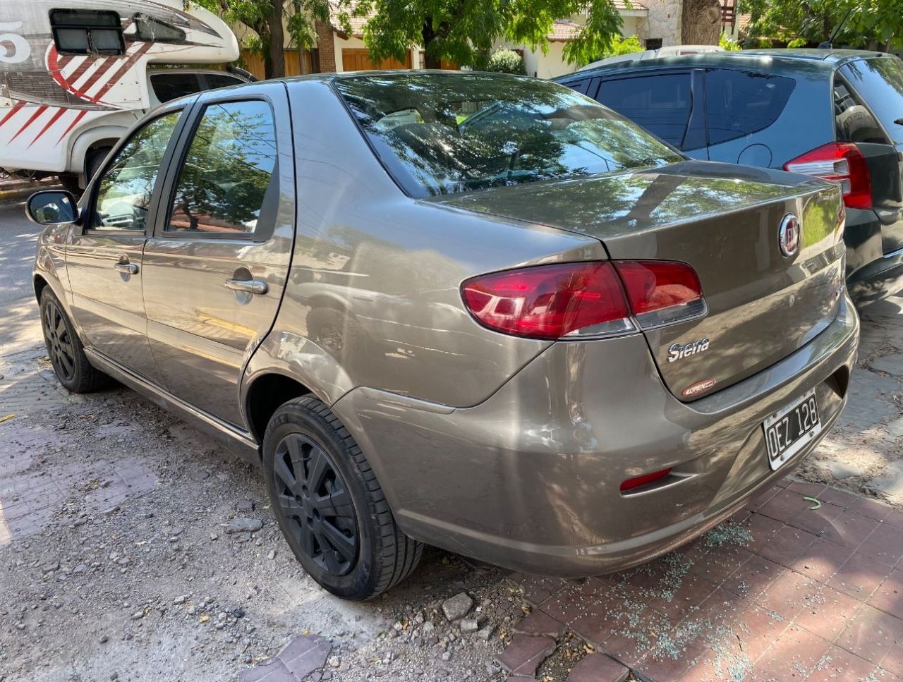 Fiat Siena Usado Financiado en Mendoza, deRuedas