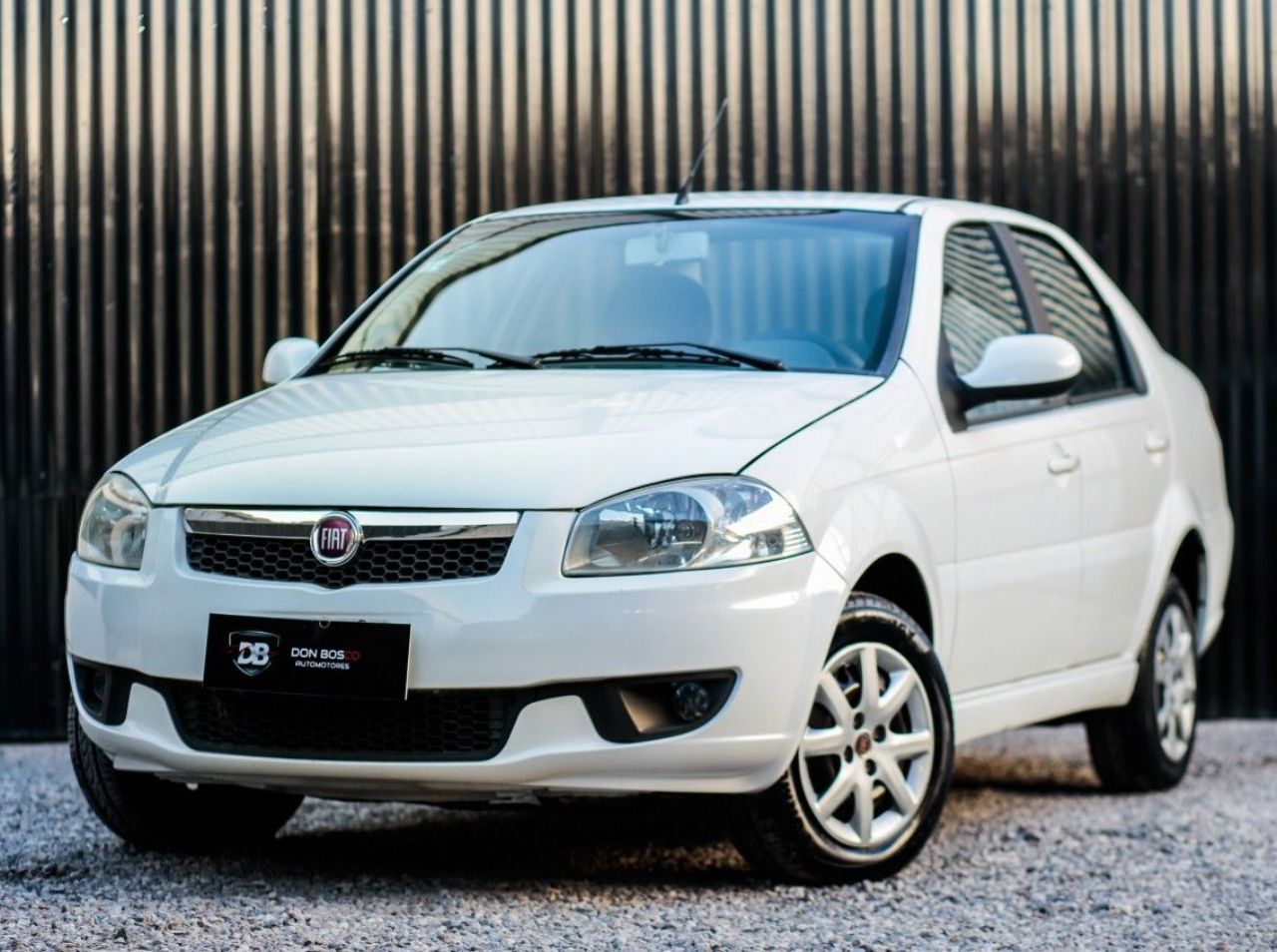 Fiat Siena Usado Financiado en Córdoba, deRuedas
