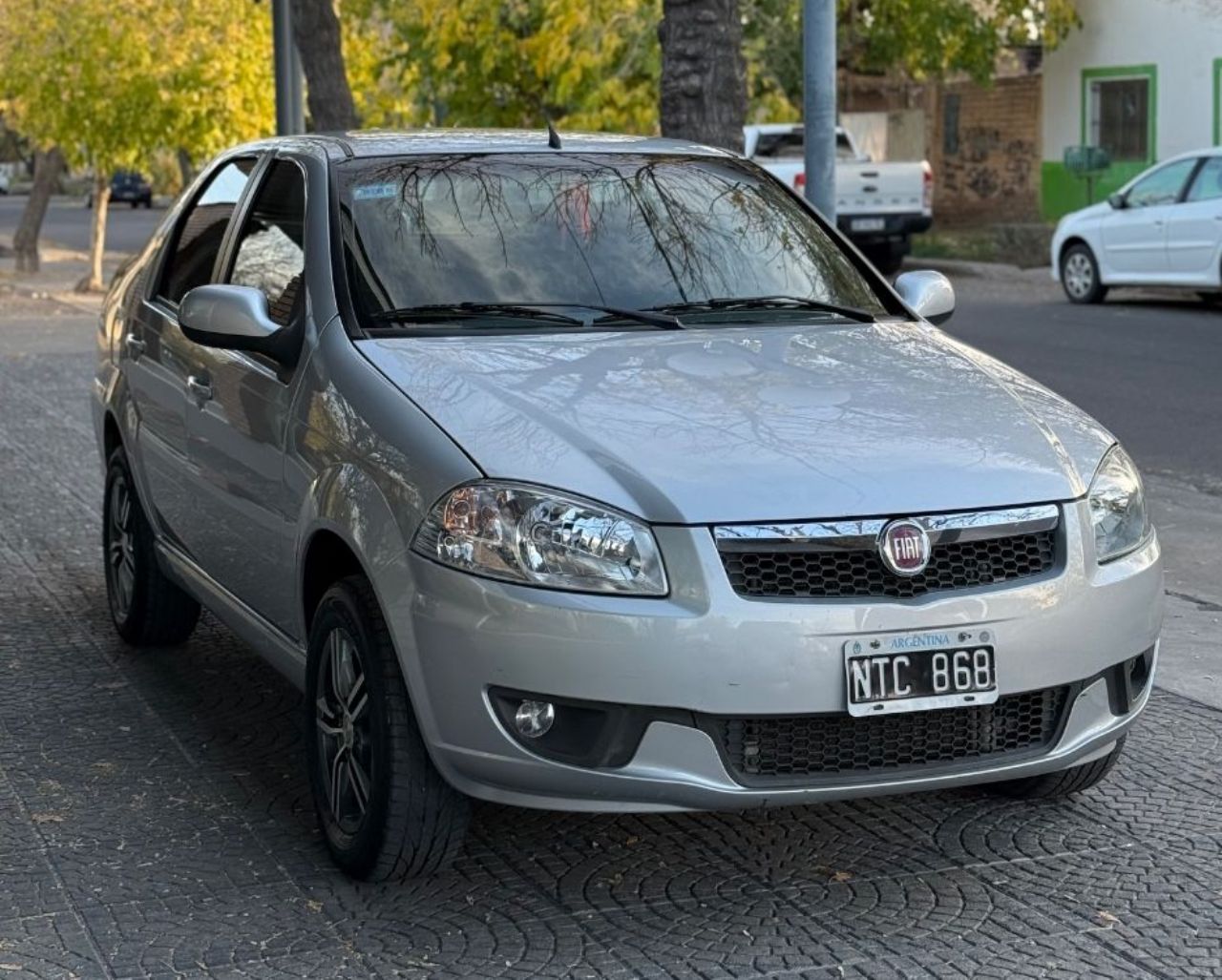 Fiat Siena Usado Financiado en Mendoza, deRuedas