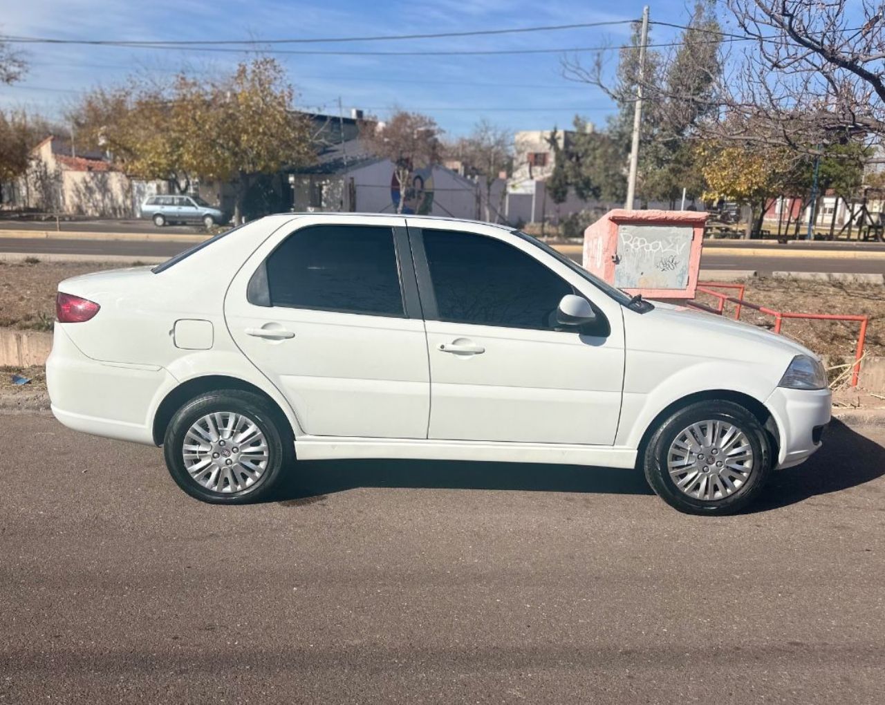 Fiat Siena Usado en Mendoza, deRuedas