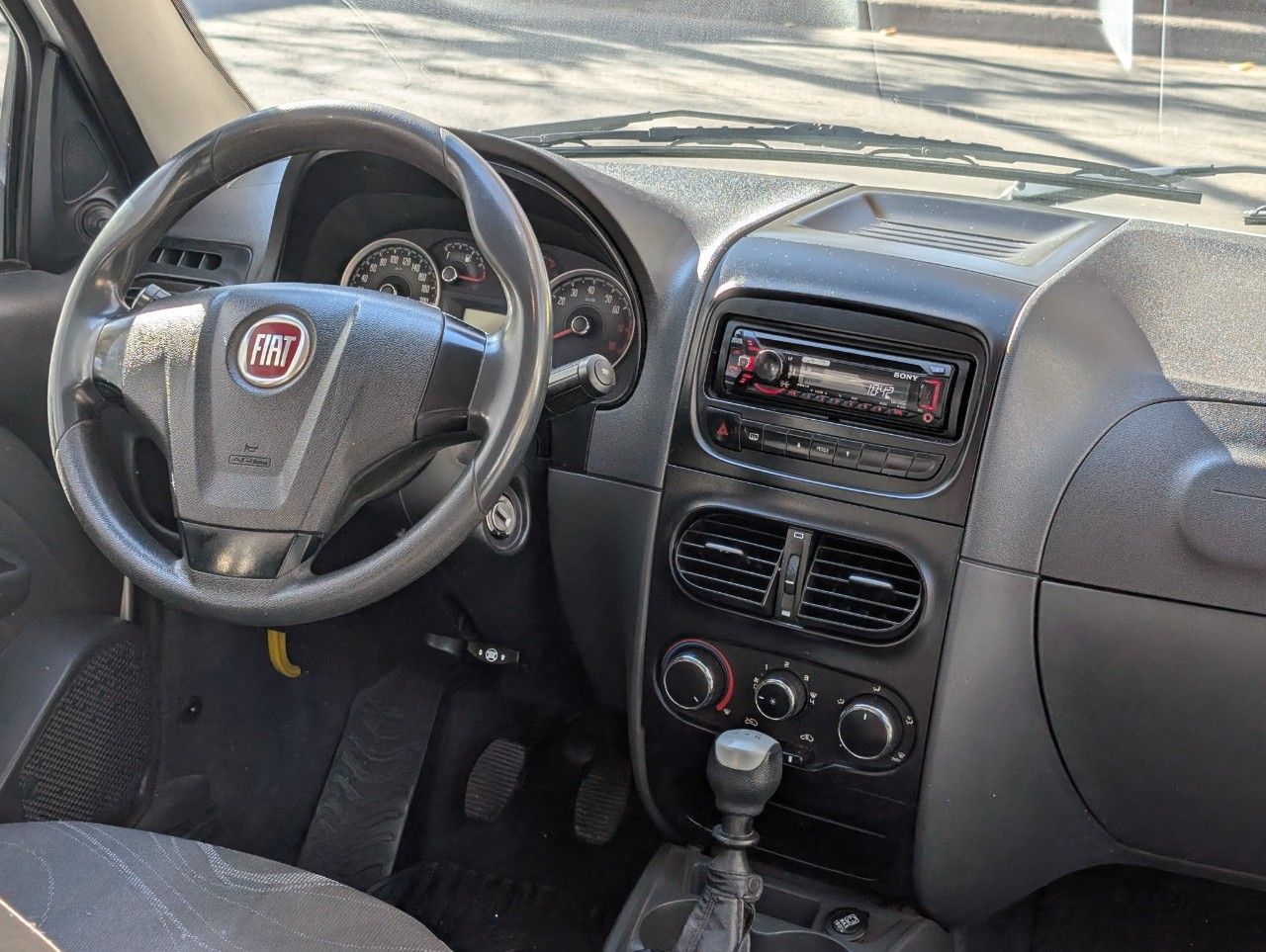 Fiat Siena Usado Financiado en Mendoza, deRuedas