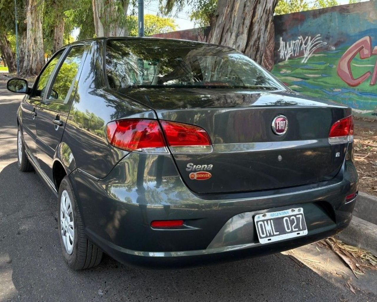 Fiat Siena Usado Financiado en Mendoza, deRuedas
