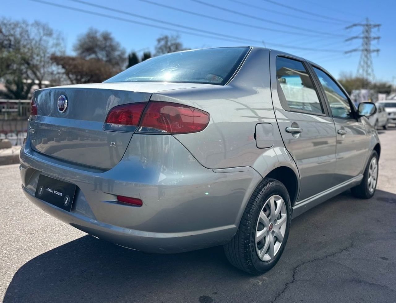 Fiat Siena Usado Financiado en Mendoza, deRuedas