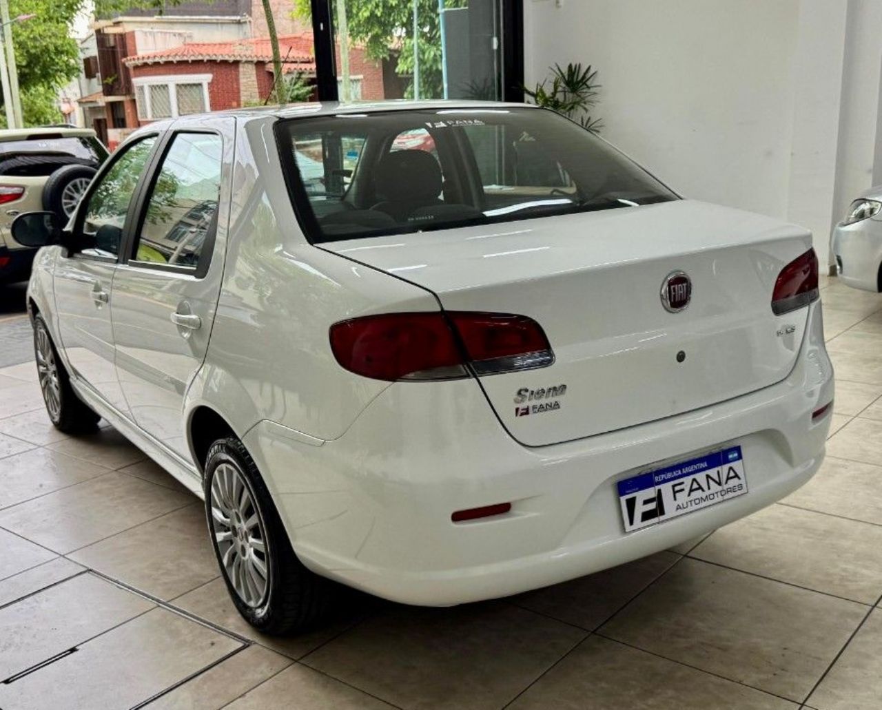 Fiat Siena Usado Financiado en Mendoza, deRuedas