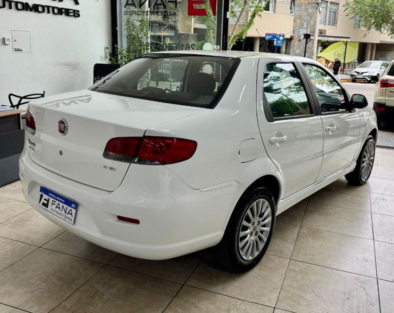 Fiat Siena Usado Financiado en Mendoza, deRuedas