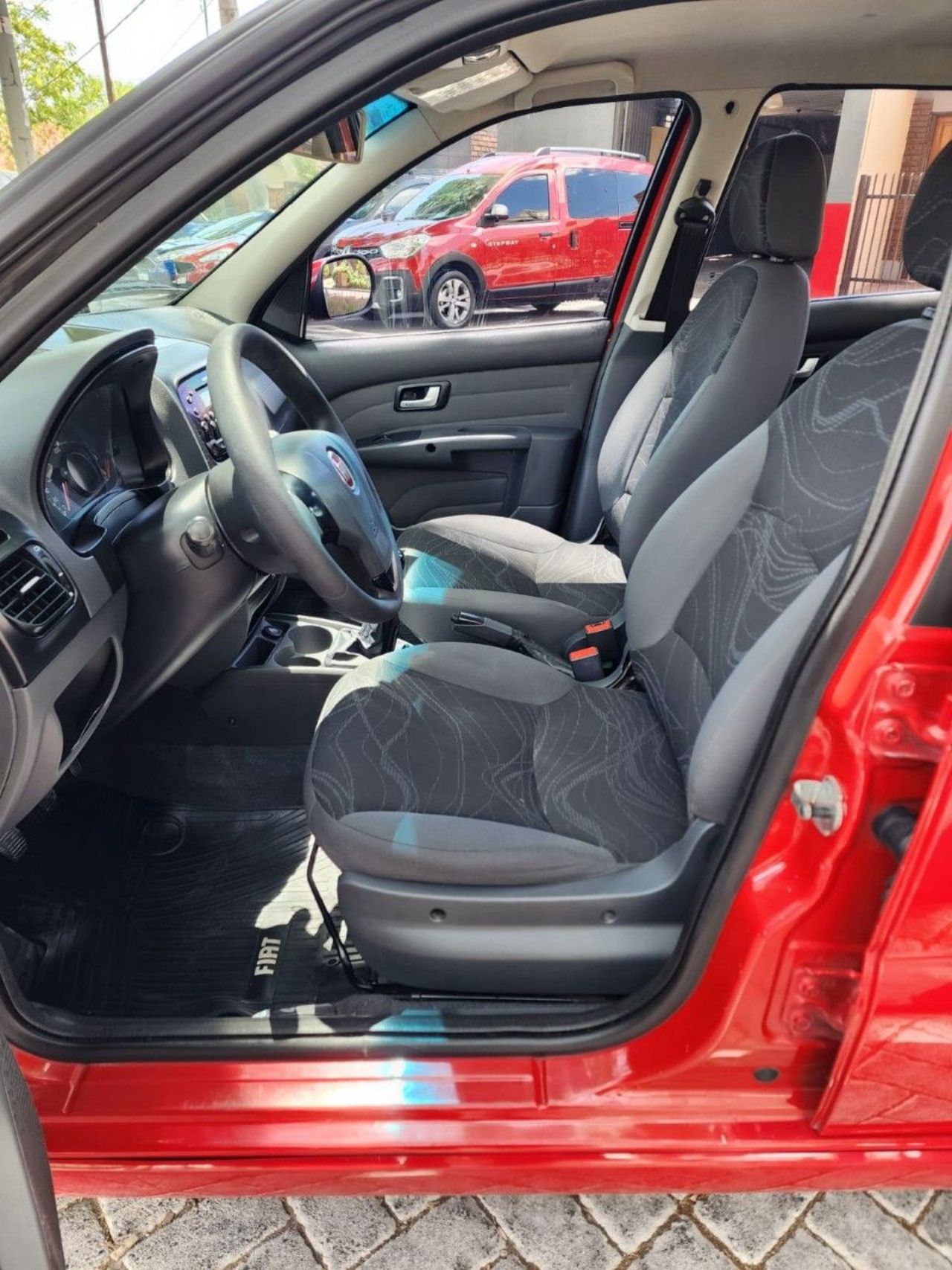 Fiat Siena Usado en Mendoza, deRuedas