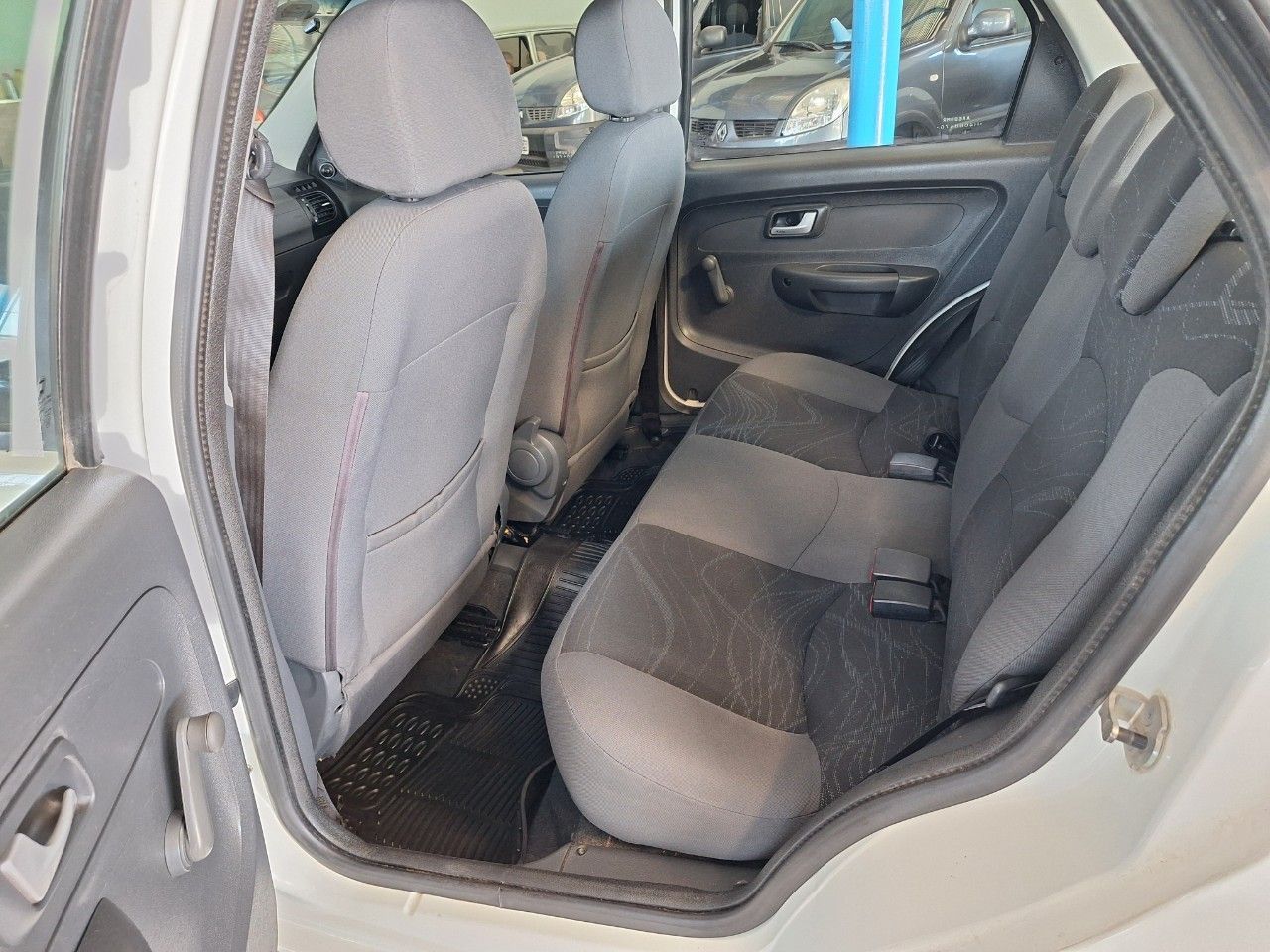 Fiat Siena Usado Financiado en Mendoza, deRuedas