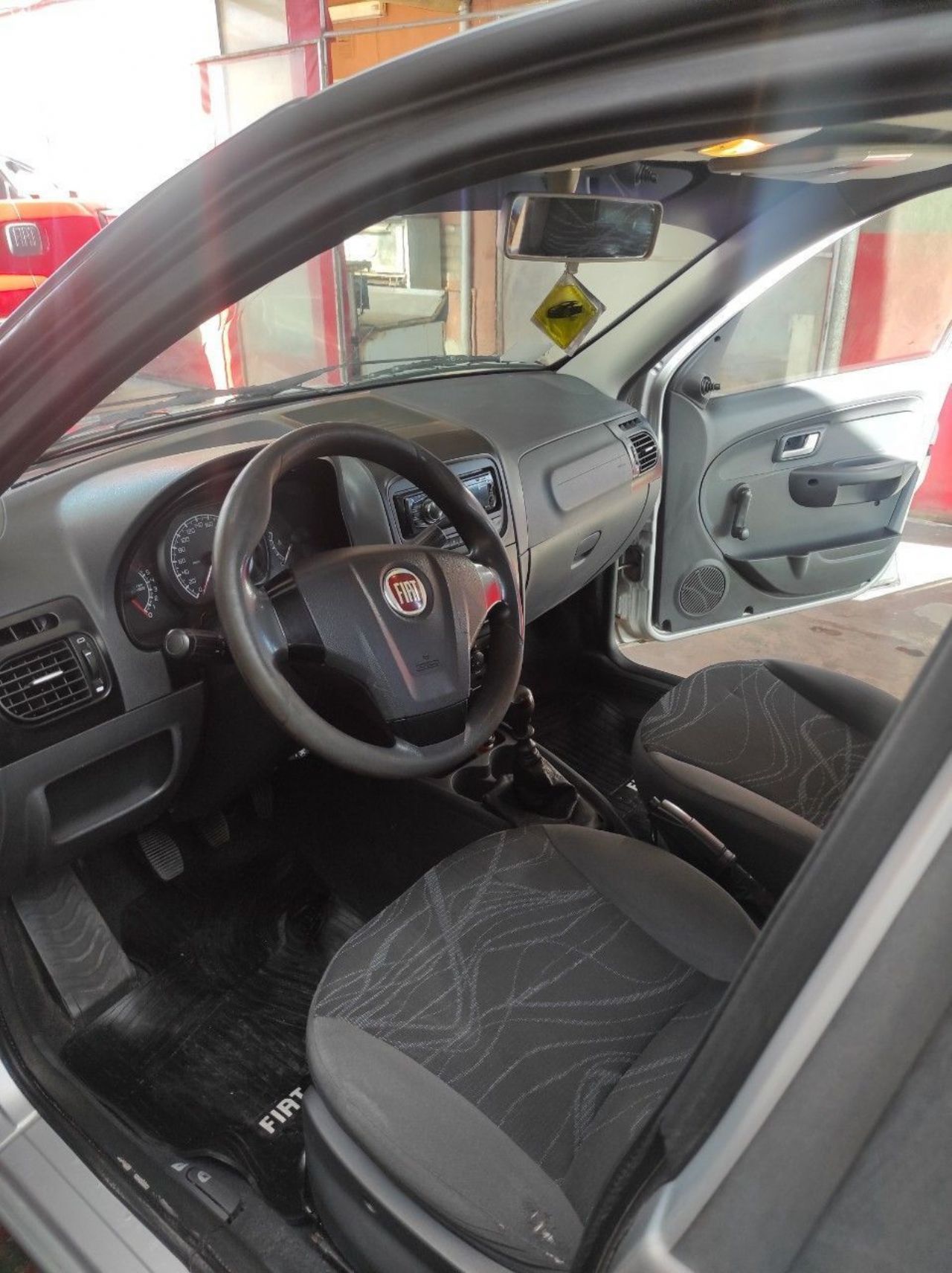 Fiat Siena Usado Financiado en Mendoza, deRuedas
