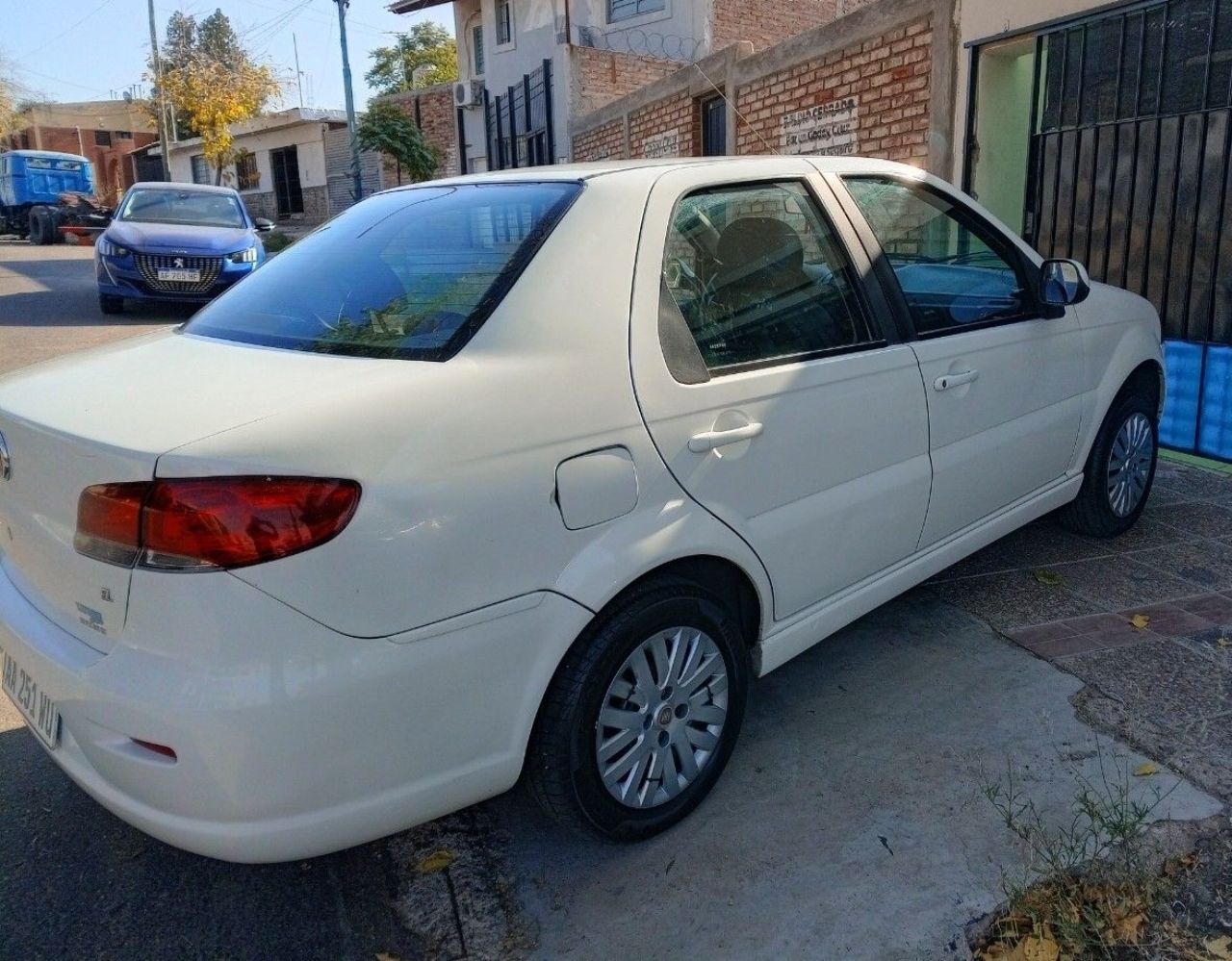 Fiat Siena Usado en Mendoza, deRuedas