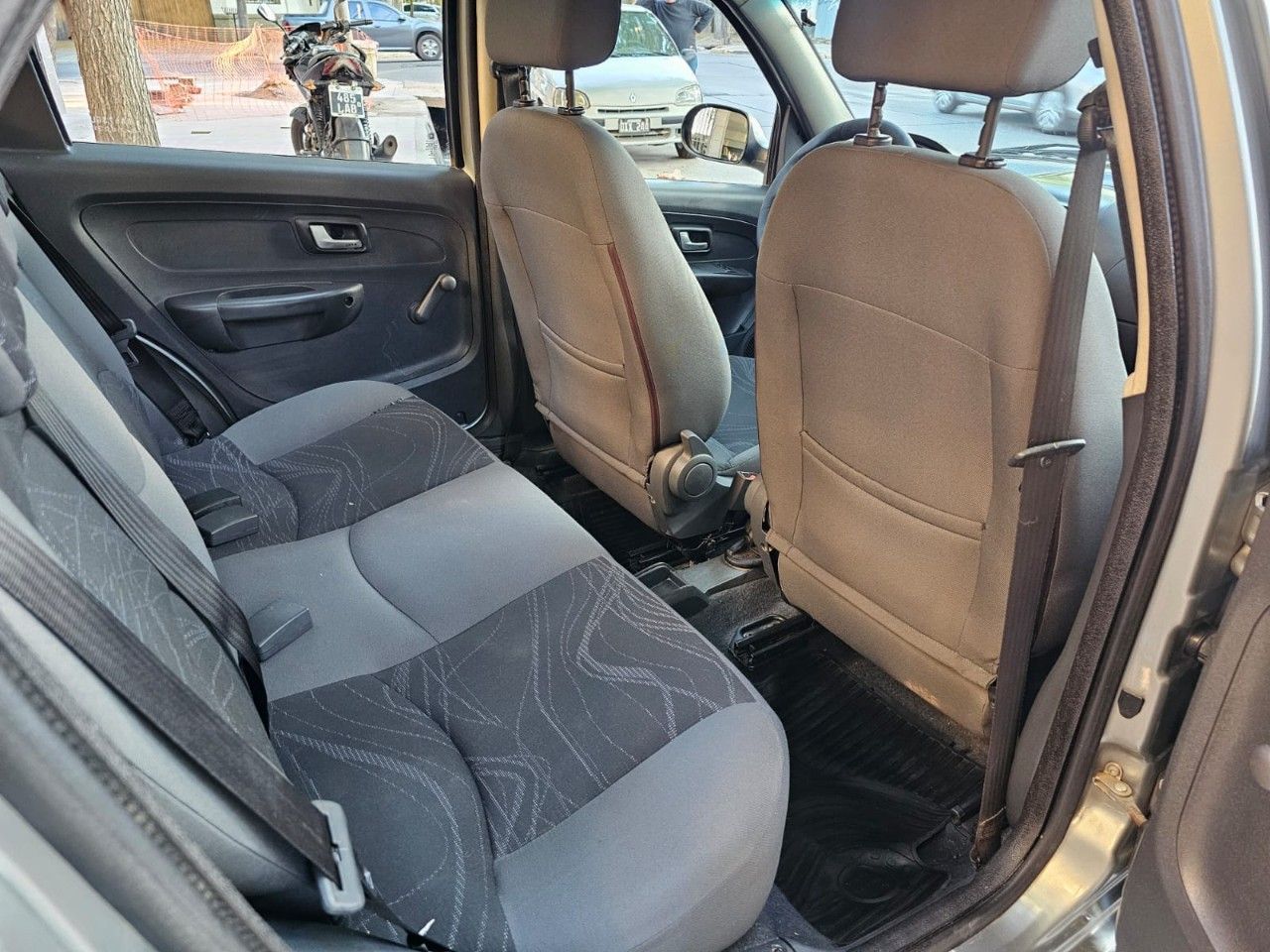 Fiat Siena Usado Financiado en Mendoza, deRuedas