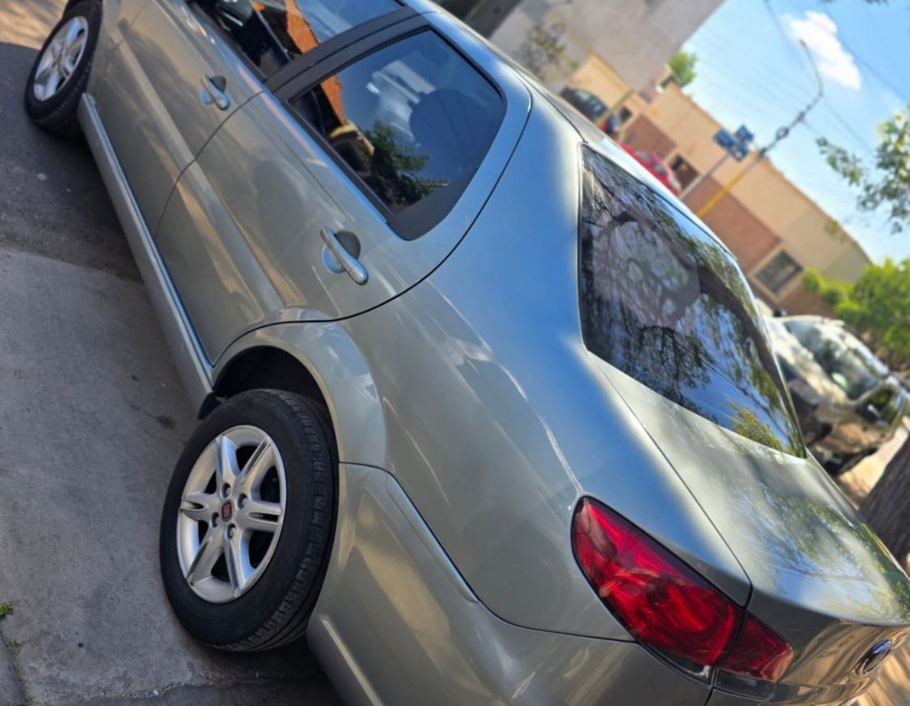 Fiat Siena Usado en Mendoza, deRuedas