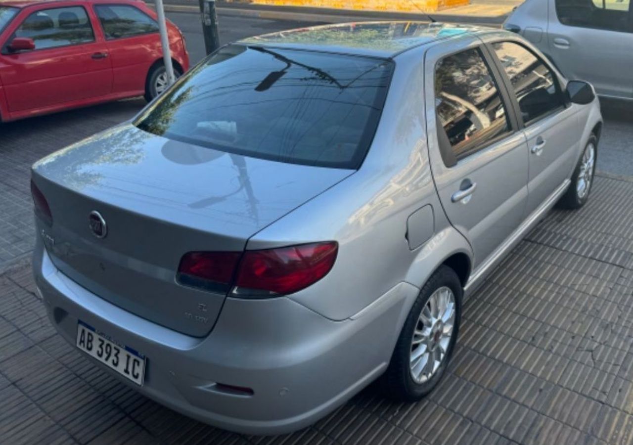 Fiat Siena Usado en Mendoza, deRuedas