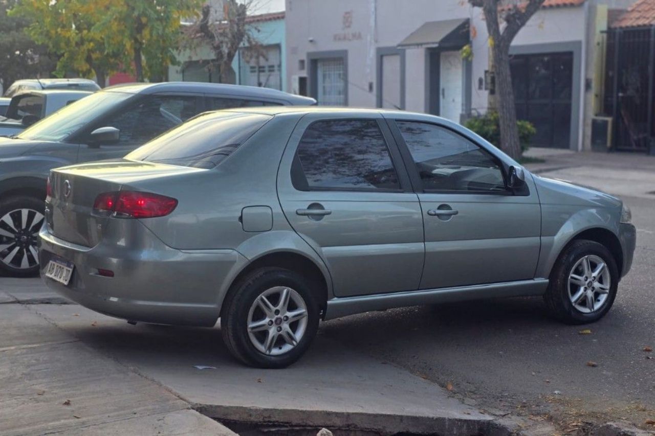 Fiat Siena Usado en Mendoza, deRuedas