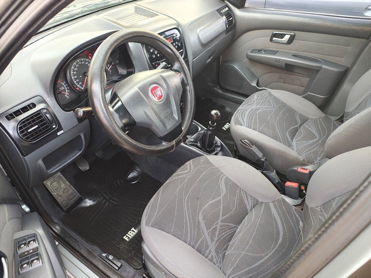 Fiat Siena Usado en Mendoza, deRuedas