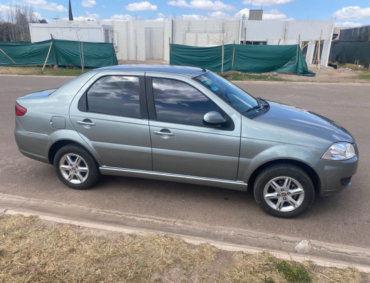 Fiat Siena Usado en Mendoza, deRuedas