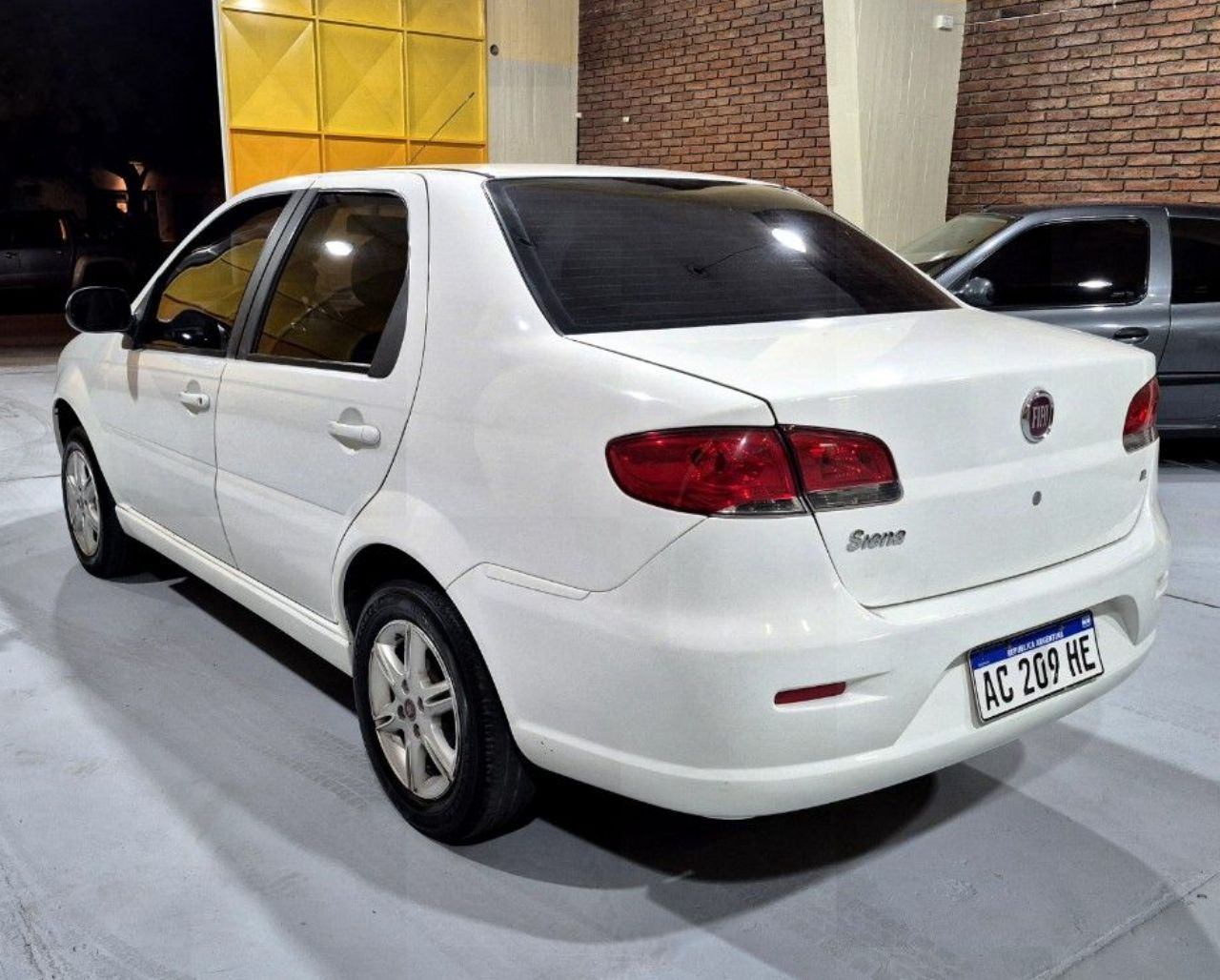 Fiat Siena Usado Financiado en Mendoza, deRuedas
