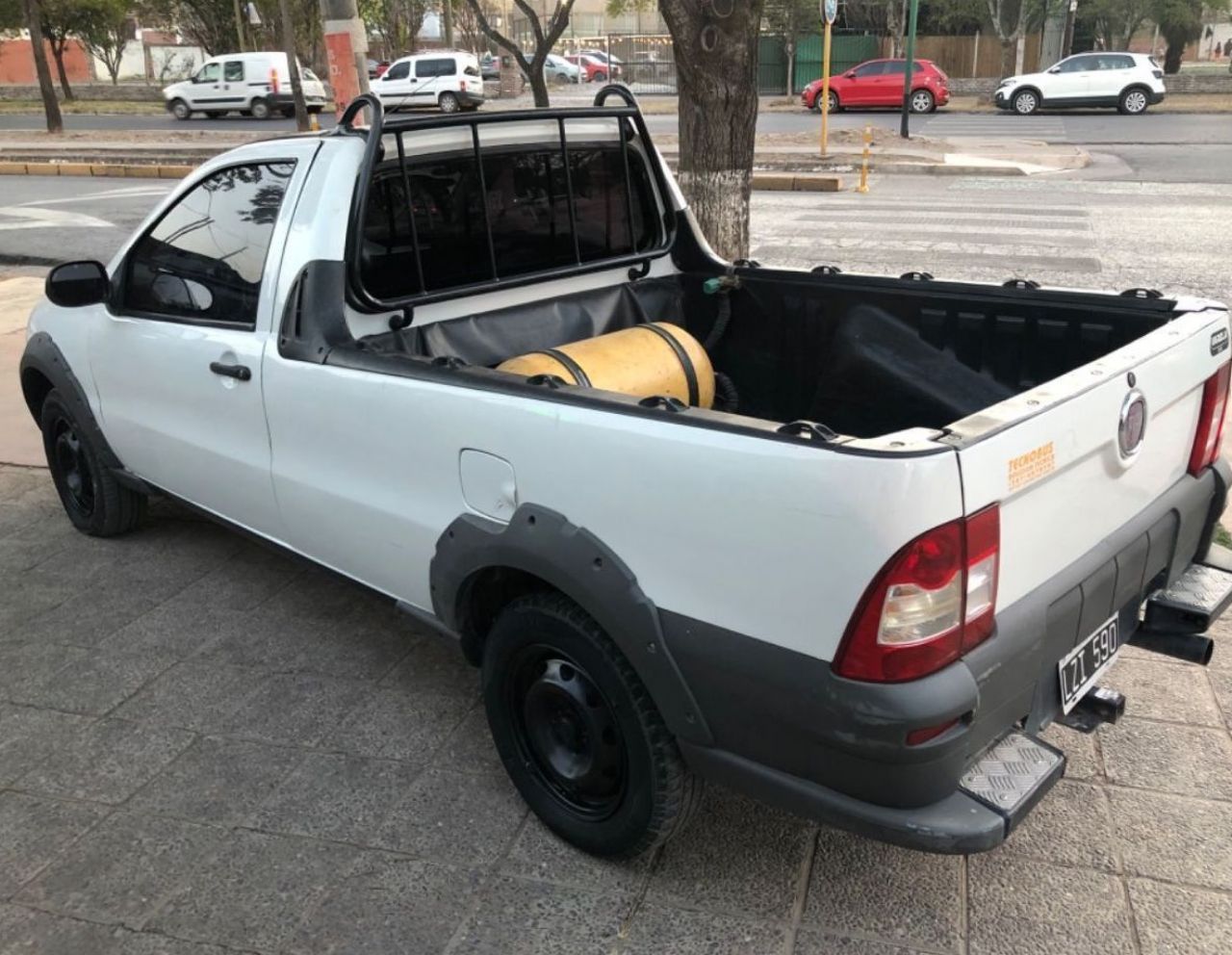 Fiat Strada Usada en Salta, deRuedas