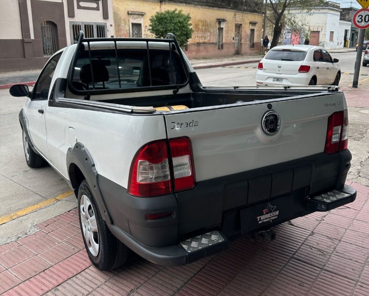 Fiat Strada Usada en Córdoba, deRuedas
