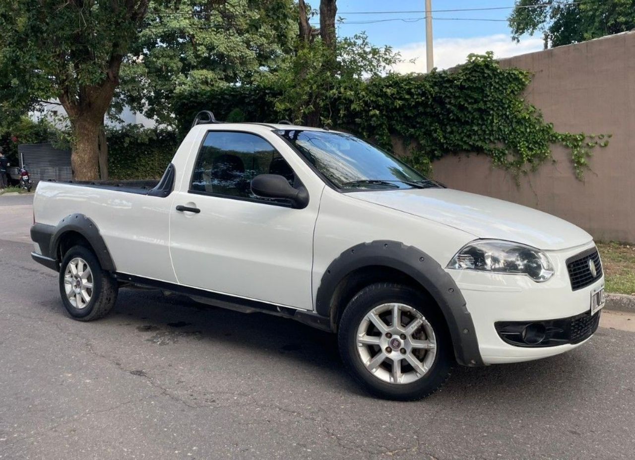 Fiat Strada Usada Financiado en Córdoba, deRuedas