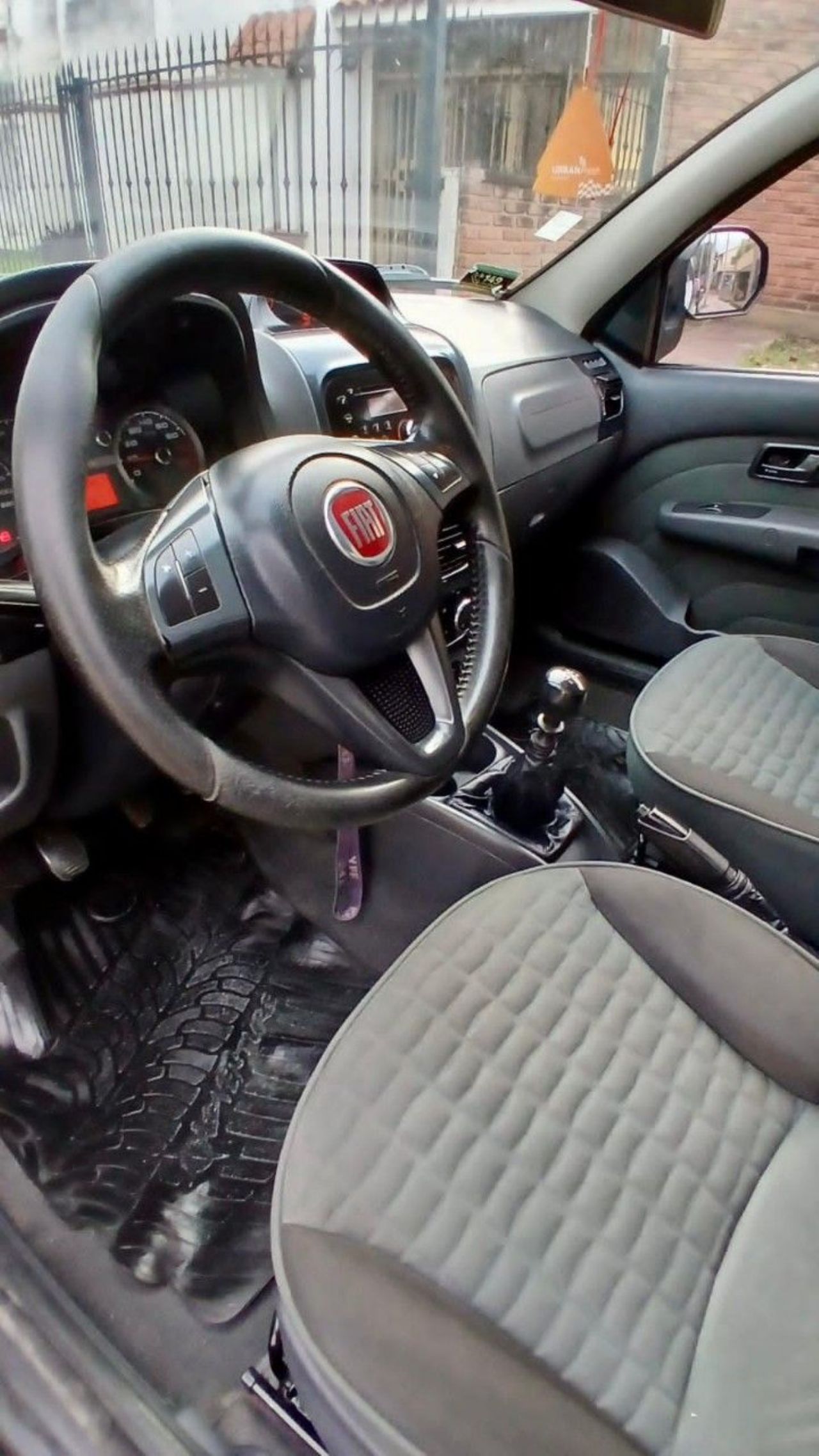Fiat Strada Usada Financiado en Córdoba, deRuedas