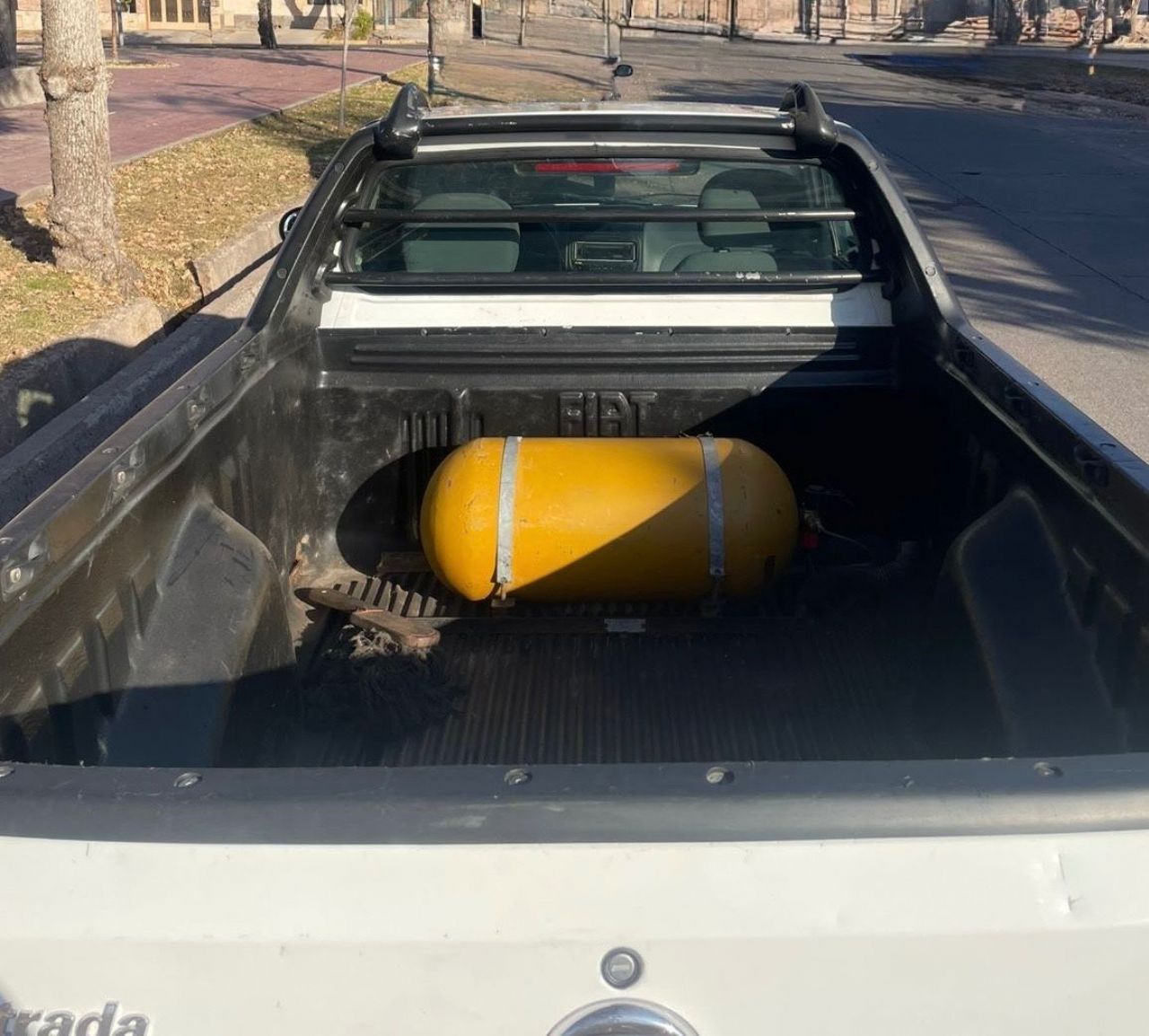 Fiat Strada Usada Financiado en Mendoza, deRuedas