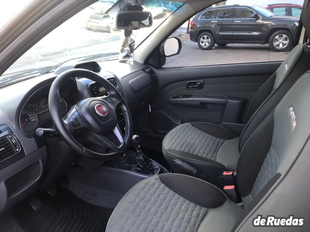 Fiat Strada Usada en Córdoba, deRuedas