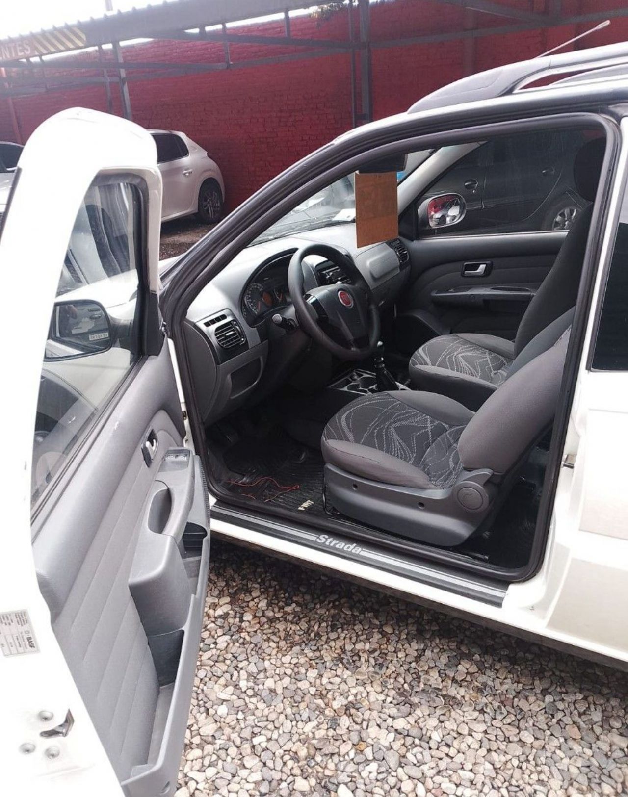Fiat Strada Usada Financiado en Córdoba, deRuedas