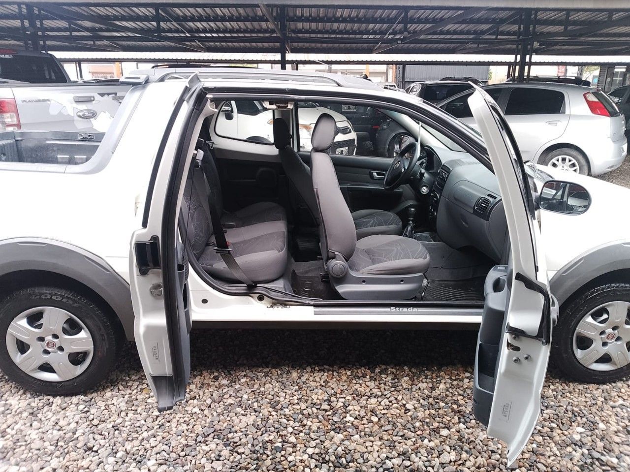 Fiat Strada Usada Financiado en Córdoba, deRuedas