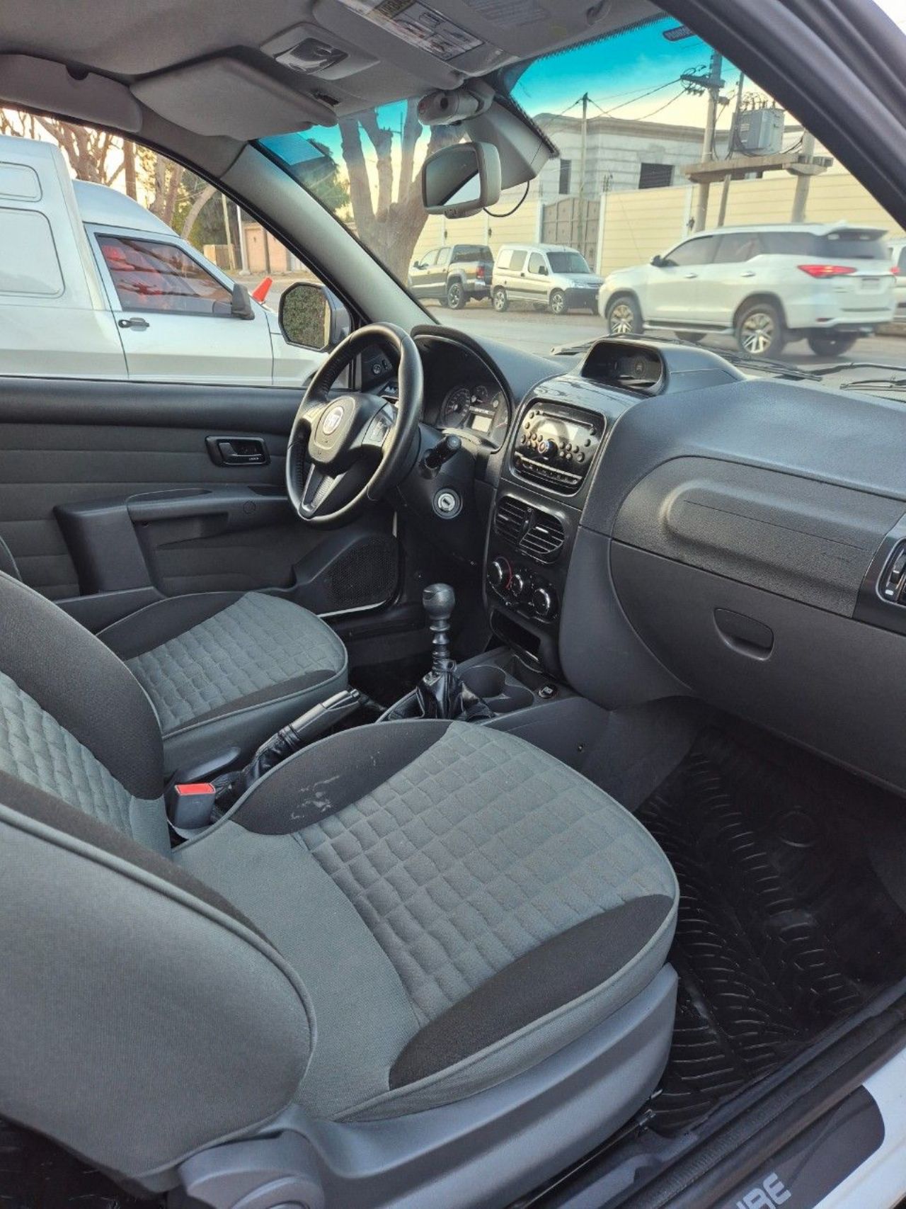 Fiat Strada Usada Financiado en Mendoza, deRuedas