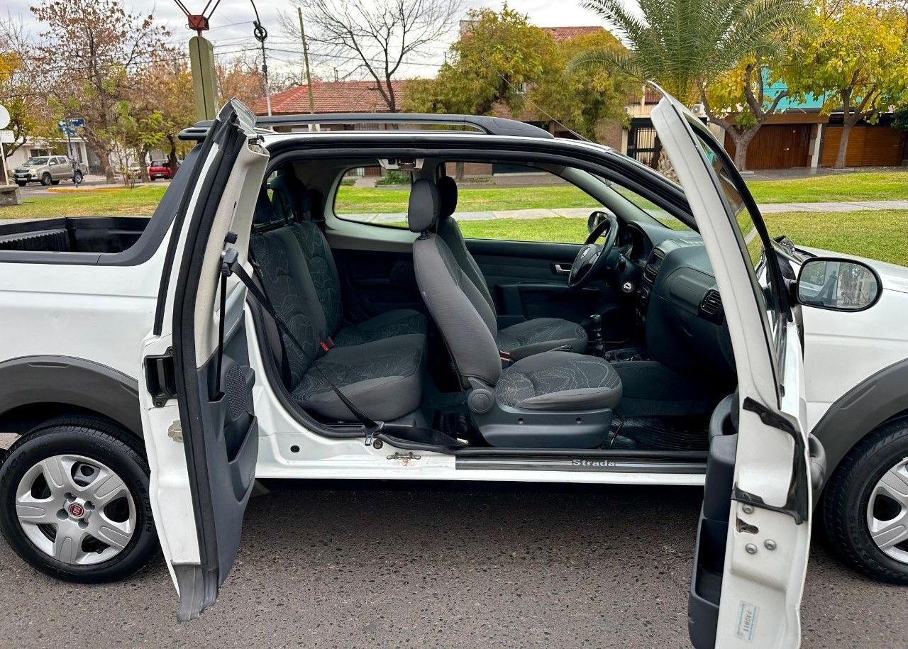 Fiat Strada Usada en Mendoza, deRuedas