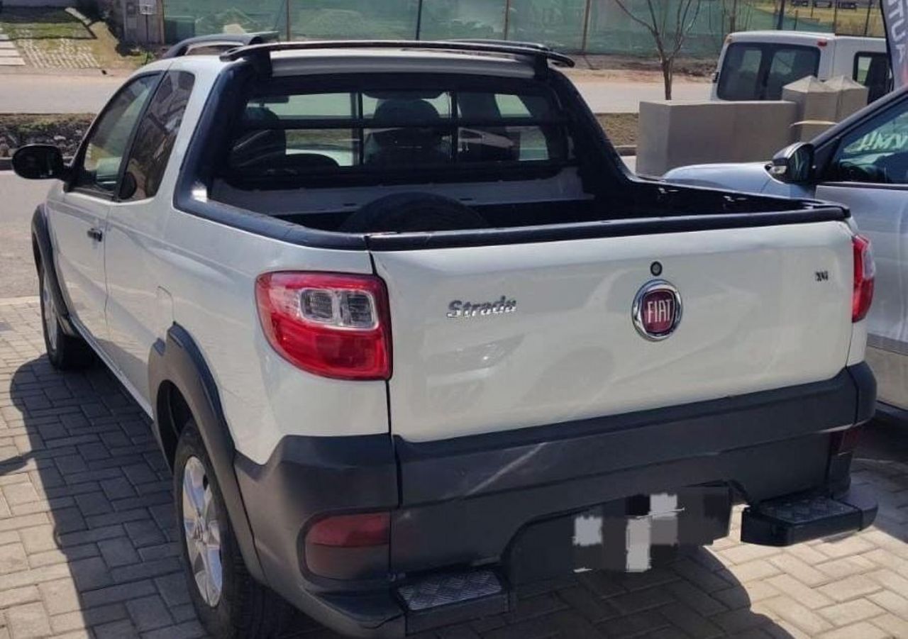 Fiat Strada Usada Financiado en Córdoba, deRuedas