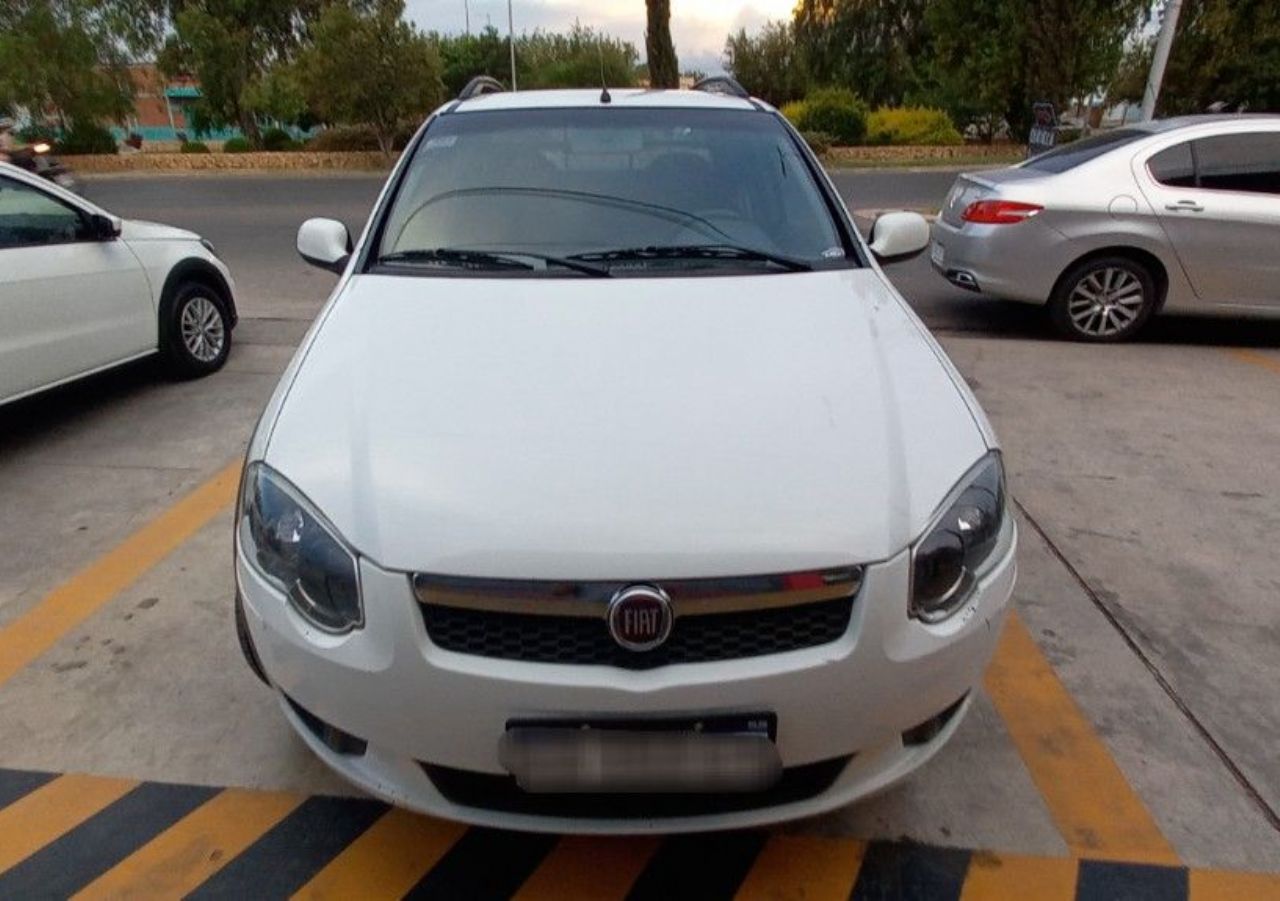 Fiat Strada Usada Financiado en San Juan, deRuedas