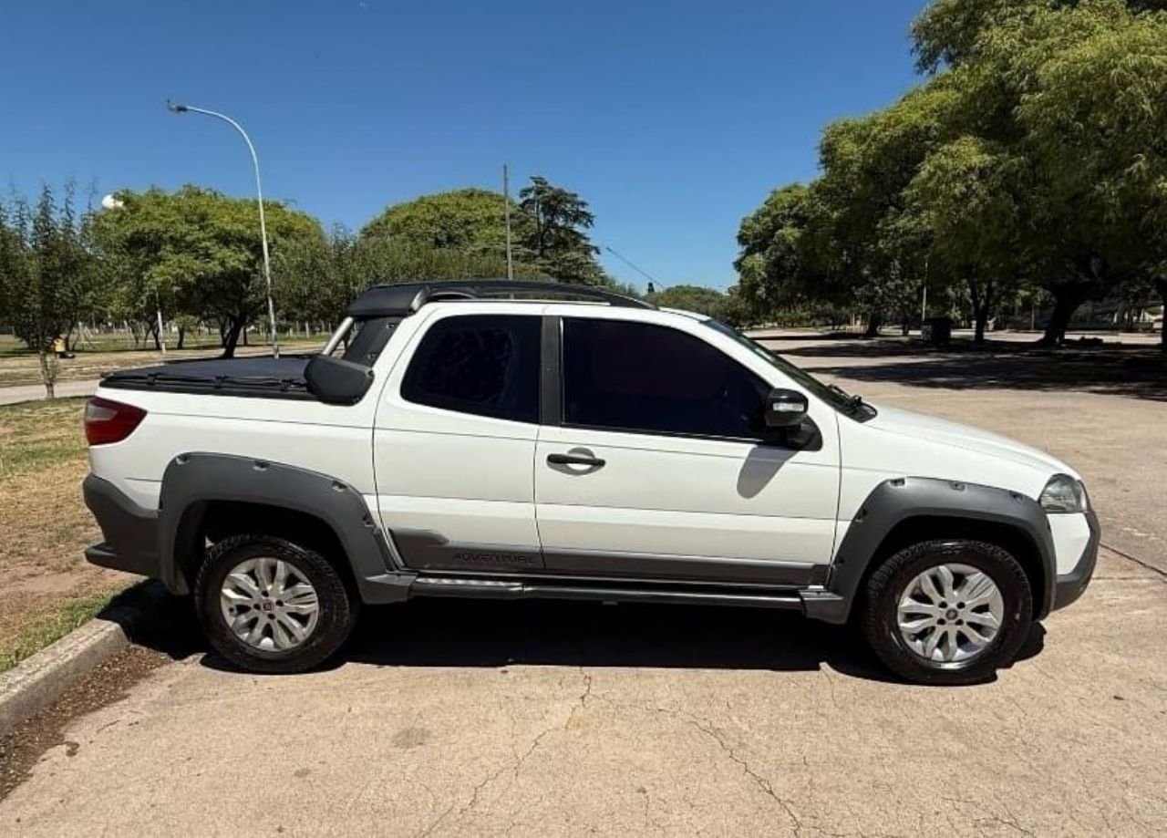 Fiat Strada Usada Financiado en Córdoba, deRuedas