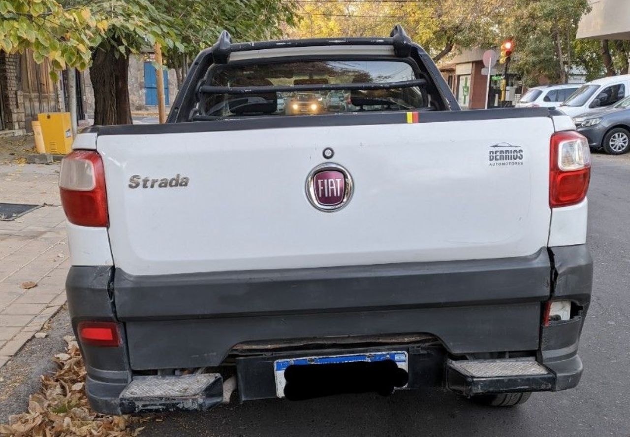 Fiat Strada Usada en Mendoza, deRuedas