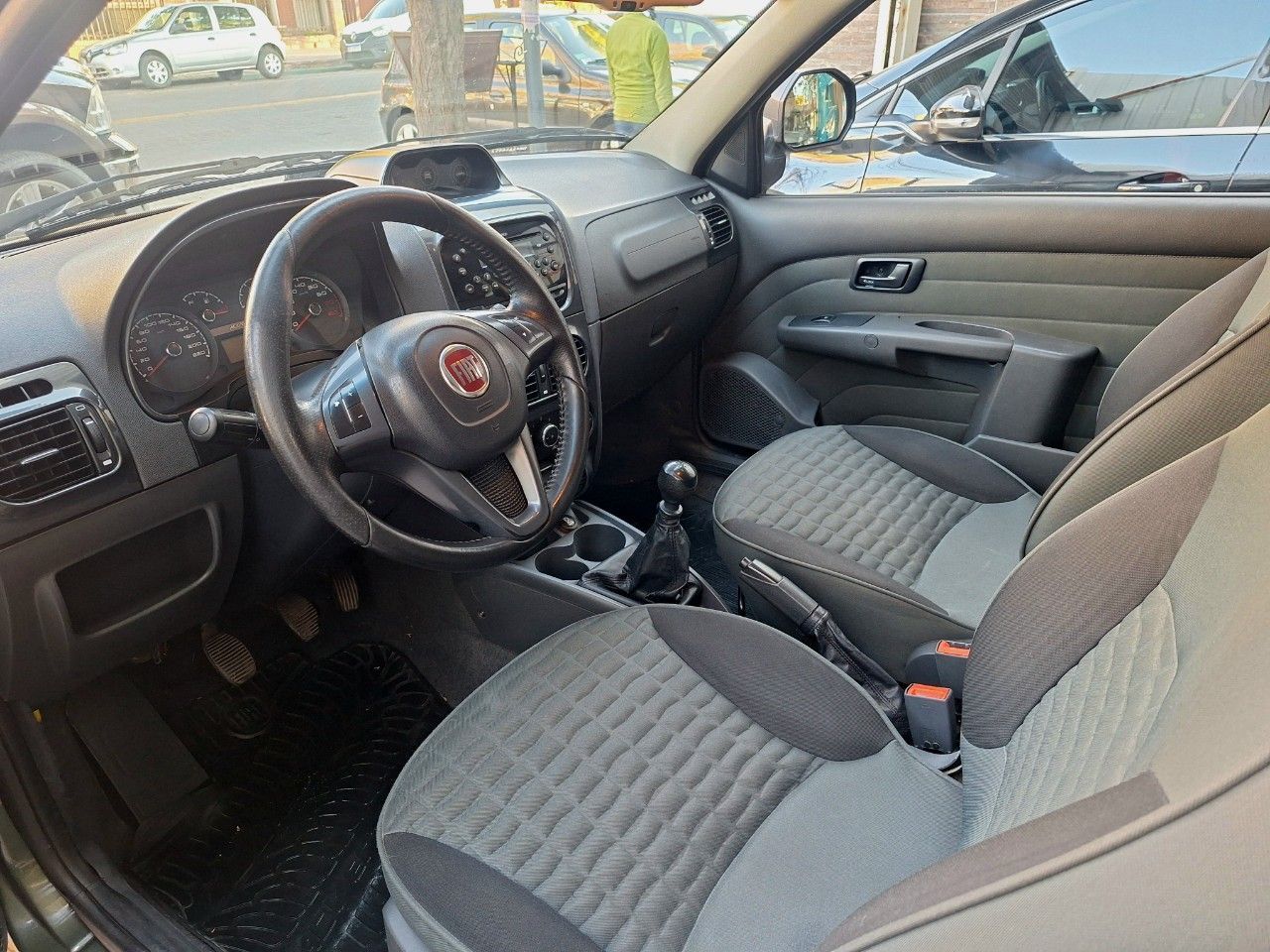 Fiat Strada Usada Financiado en Mendoza, deRuedas