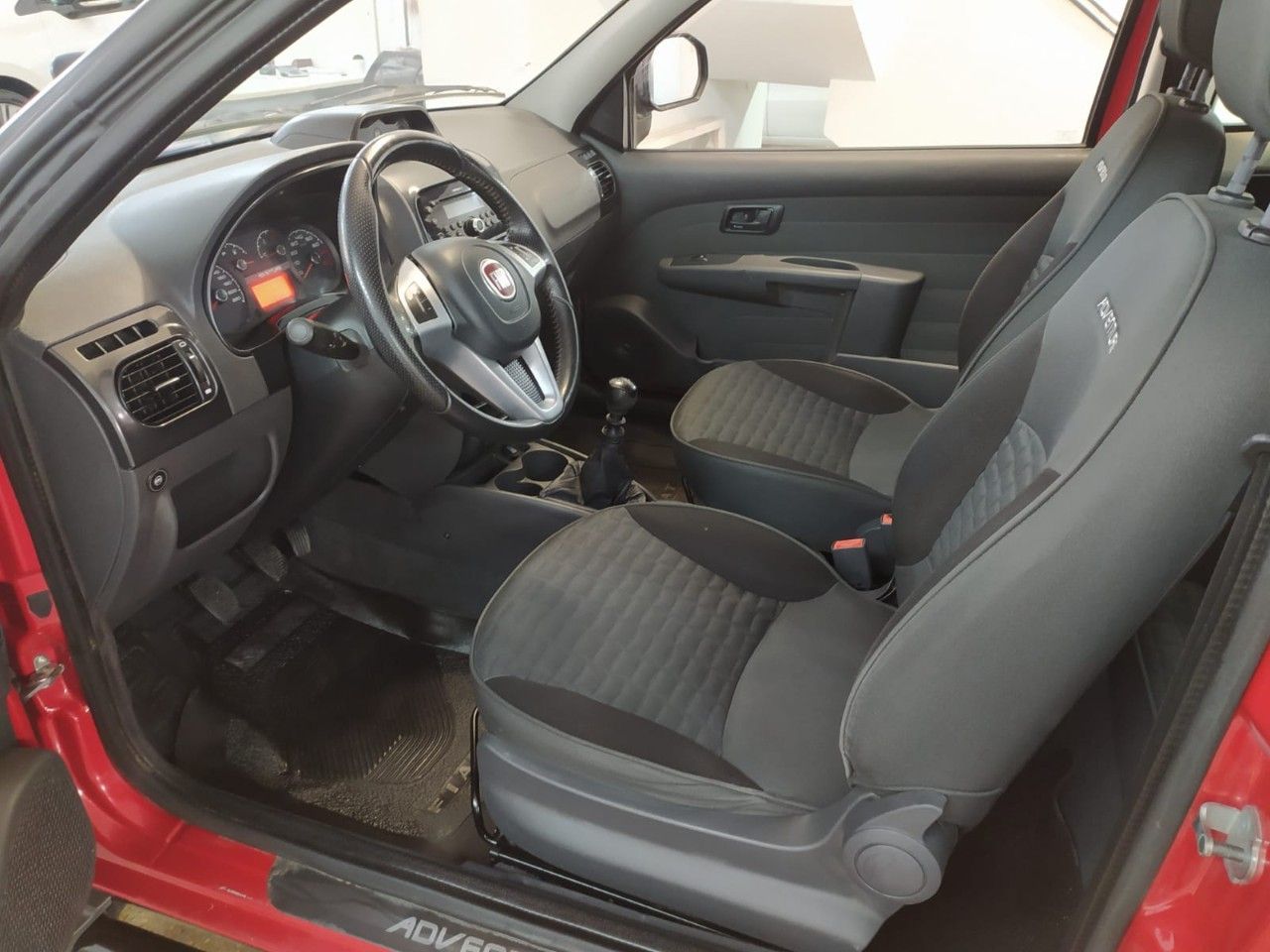 Fiat Strada Usada en Córdoba, deRuedas