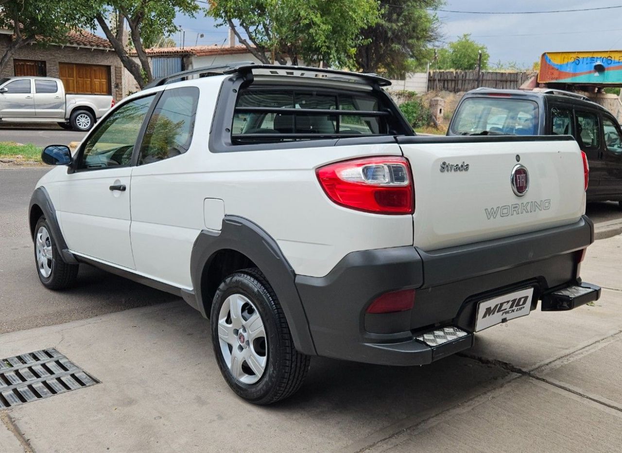 Fiat Strada Usada en Mendoza, deRuedas